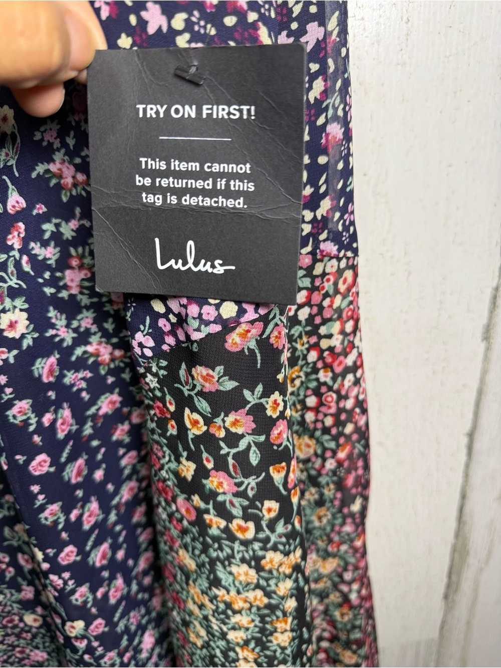 Lulus Neva Navy Ditsy Floral Patchwork Off Shoulder Maxi Dress Size M NEW - Picture 10 of 15
